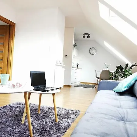 Apartament Mietowy Z 2 Sypialniami I Miejscem Parkingowym Kielce Exteriér fotografie
