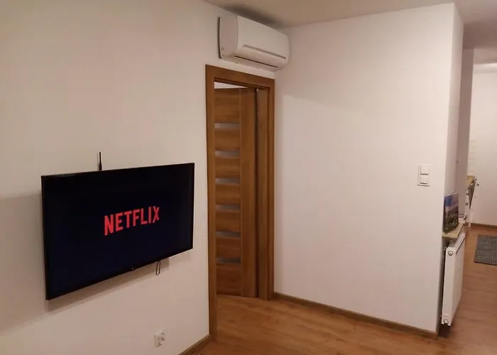 Apartament Mietowy Z 2 Sypialniami I Miejscem Parkingowym